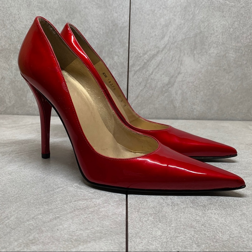 Stuart Weitzman Fever Quasar Red patent pumps 7.5